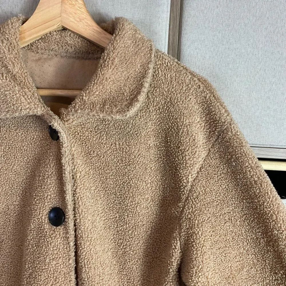 Tan teddy Shacket   - Picture 2 of 3